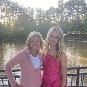 Meet your Posher, Nisa